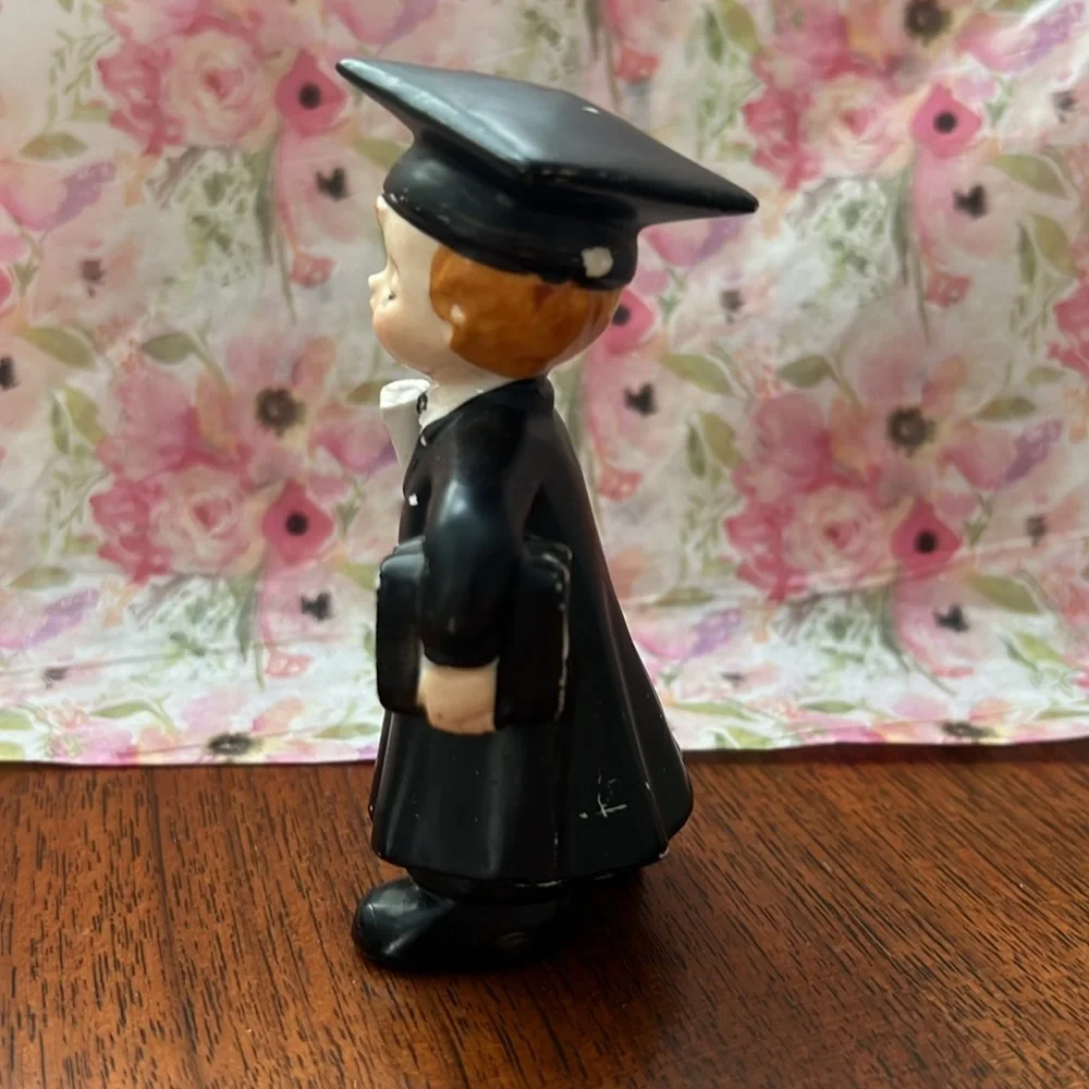 Cake Topper - Boy/Man Graduate Figure/Cake Topper